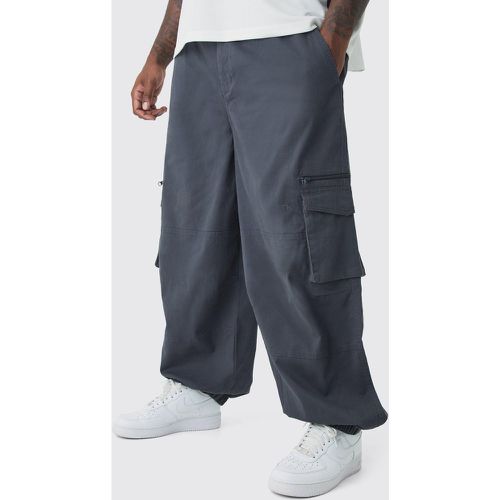 Pantalón Deportivo Plus Oversize Cargo Plano Con Cordón Elástico - boohoo - Modalova