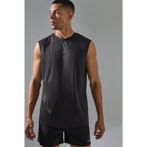 Top Sin Mangas Man Active Pro Resistente Para El Gimnasio - boohoo - Modalova