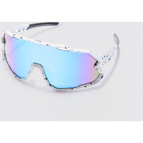 Mirror Lens Visor Sunglasses In White - boohoo - Modalova