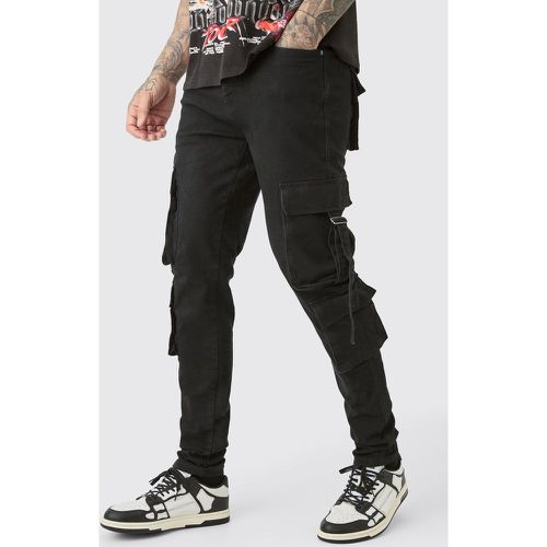 Jeans Tall Stretch Skinny Fit con tasche Cargo e dettagli neri - boohoo - Modalova