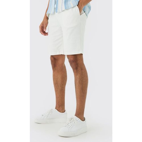 Slim Fit Mid Length Jacquard Stripe Short - boohoo - Modalova