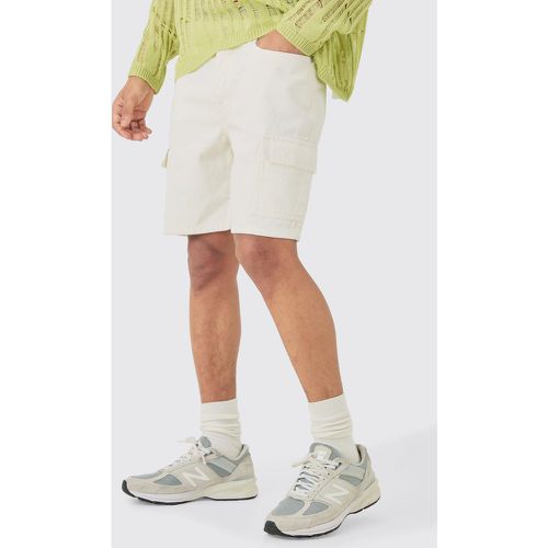 Pantaloncini Cargo Slim Fit in denim rigido color ecru - boohoo - Modalova