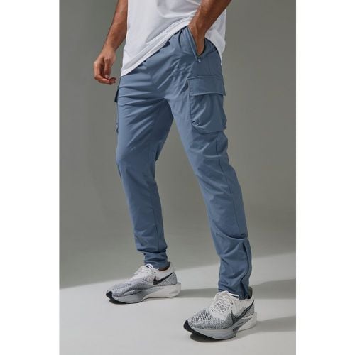 Pantalón Deportivo Man Active Cargo Técnico - boohoo - Modalova