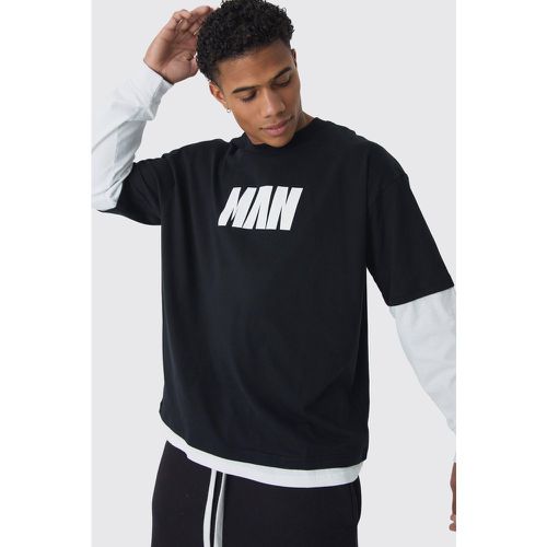 T-shirt oversize MAN con finto doppio livello - boohoo - Modalova