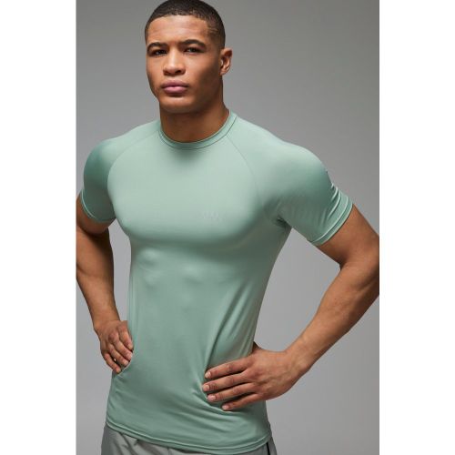 Camiseta Man Active Ajustada Al Músculo - boohoo - Modalova