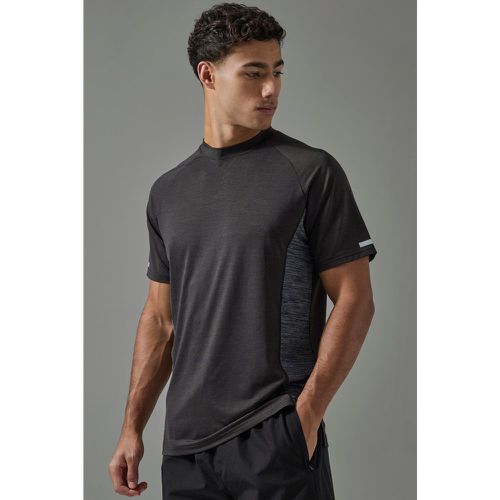 T-shirt leggera Man Active Gym - boohoo - Modalova