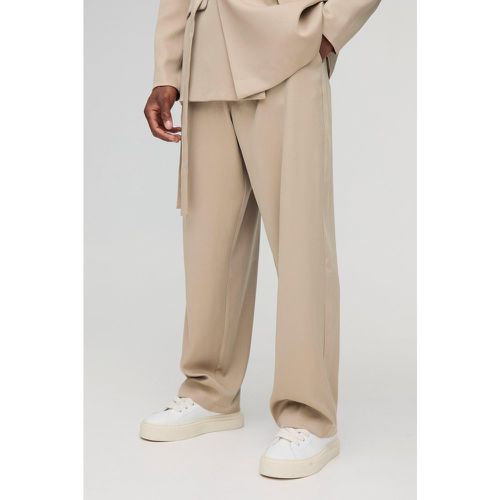 Pantaloni sartoriali rilassati con fascia in vita e laccetti in vita - boohoo - Modalova