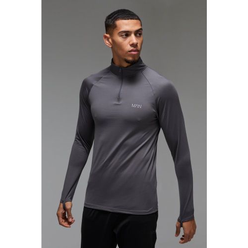 Sudadera Ajustada Man Active De Forro Polar Resistente Con Cremallera 1/4 En La Espalda - boohoo - Modalova