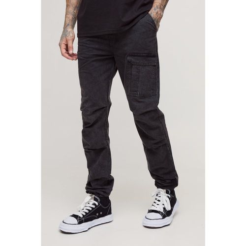 Pantaloni Cargo Tall Slim Fit slavati in nylon ripstop con pieghe sul ginocchio - boohoo - Modalova