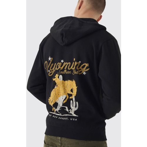 Felpa con grafica Wyoming Western, zip e cappuccio con cuciture sovrapposte - boohoo - Modalova