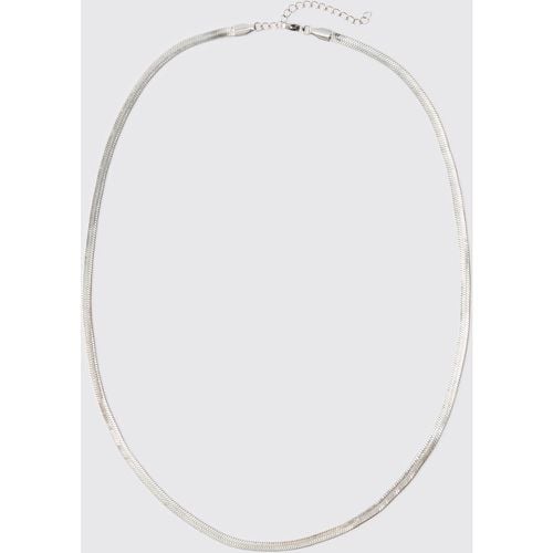 Collar Plateado Con Cremallera - boohoo - Modalova