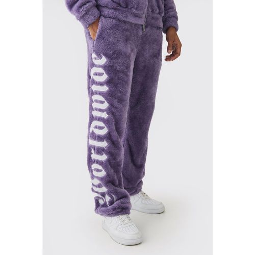 Pantaloni tuta Regular Fit Worldwide in pile borg con applique di grandi dimensioni - boohoo - Modalova