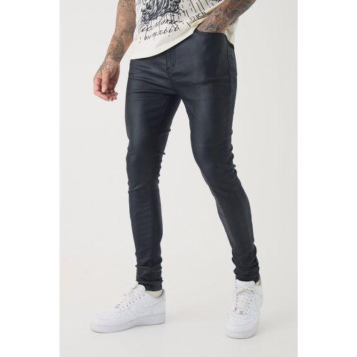 Jeans Tall Super Skinny Fit rivestiti in PU - boohoo - Modalova