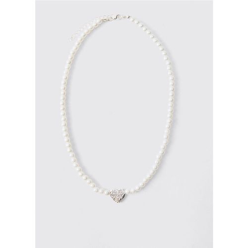 Collana Di Perle Con Pendente A Cuore - boohoo - Modalova