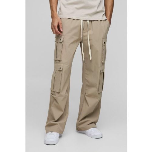 Pantalón De Pernera Ancha Con Multibolsillos Cargo Y Costuras Antidesgarros - boohoo - Modalova