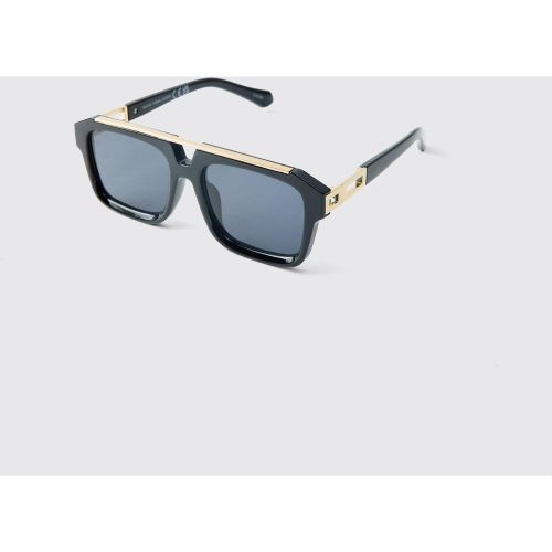 Gafas De Sol Cuadradas Con Detalle Dorado - boohoo - Modalova