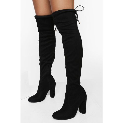 Botas Mosqueteras Con Atadura Y Tacón Grueso - boohoo - Modalova