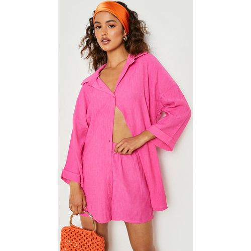 Set camicia oversize effetto goffrato con trama & pantaloncini - boohoo - Modalova