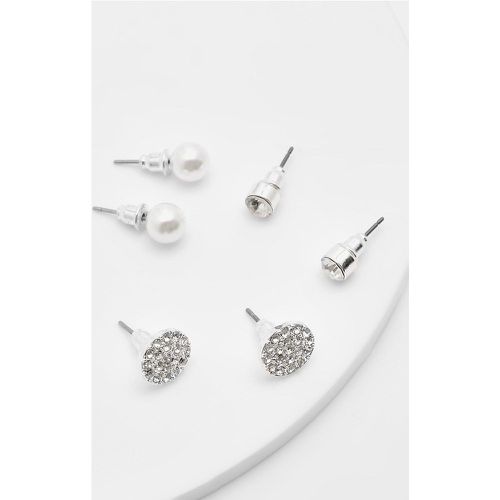 Orecchini con finte perle e cristalli - set di 3 paia - boohoo - Modalova