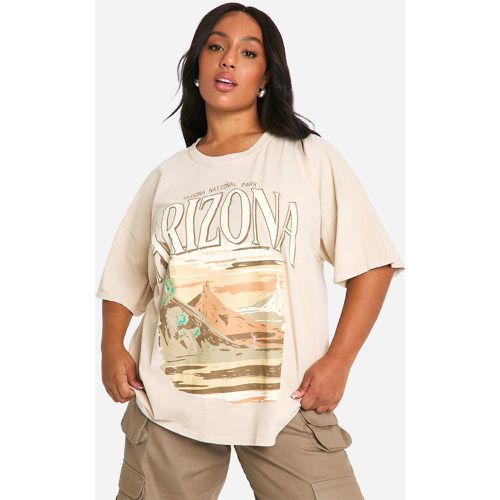 Camiseta Plus Oversize Con Estampado De Arizona Desteñido - boohoo - Modalova