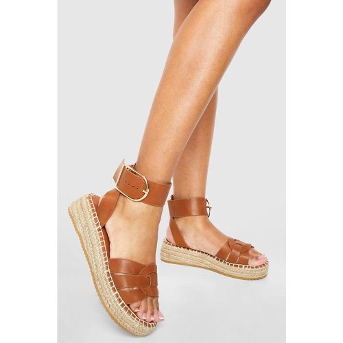 Sandali Flatform in 2 parti con dettagli in tessuto - boohoo - Modalova