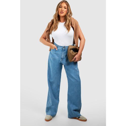 Jeans extra comodi Plus Size a gamba ampia in denim sostenibile - boohoo - Modalova