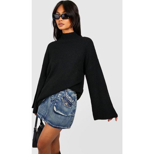 Maglione a collo alto in maglia a coste morbide - boohoo - Modalova