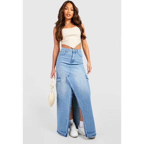 Gonna maxi Tall stile Cargo in denim sfilacciato con spacco frontale - boohoo - Modalova