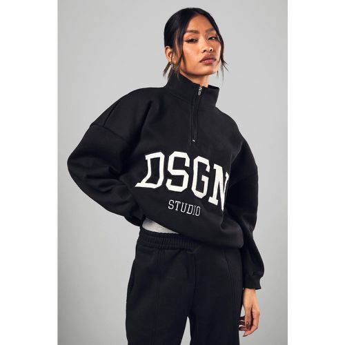 Felpa oversize Dsgn Studio con applique e zip corta - boohoo - Modalova