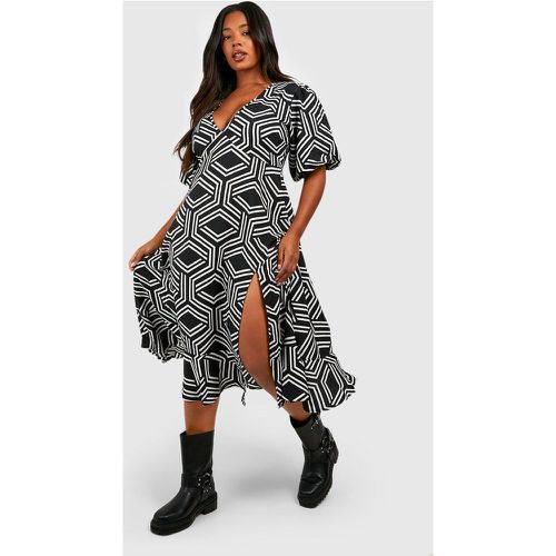 Vestido Plus Midi Holgado Con Estampado Monocromático - boohoo - Modalova