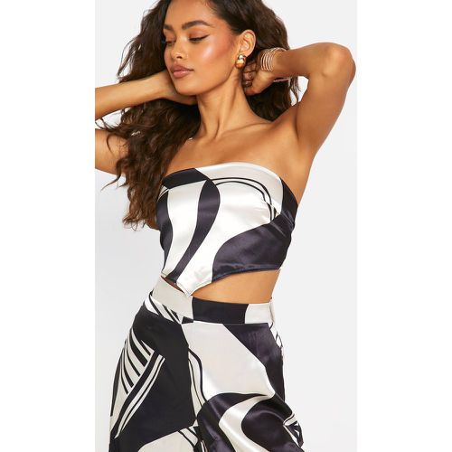 Top De Pañuelo Con Atadura Y Estampado Abstracto - boohoo - Modalova