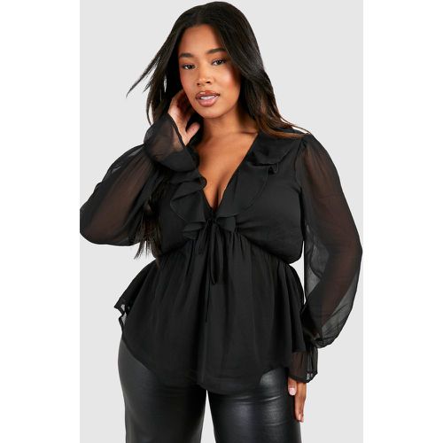 Top a grembiule Plus Size con arricciature e laccetti frontali - boohoo - Modalova