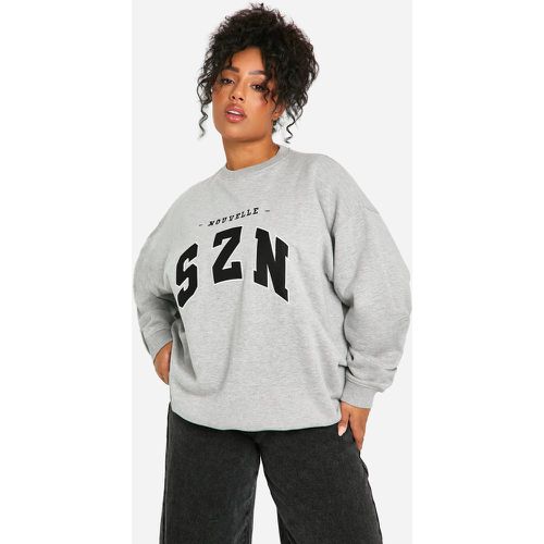 Sudadera Plus Oversize Con Apliques En Tallas - boohoo - Modalova