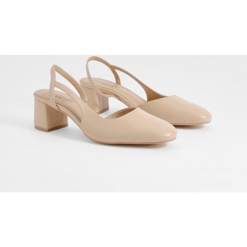 Ballerine slingback a calzata ampia con tacco basso a blocco - boohoo - Modalova