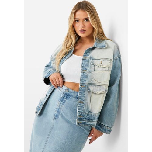 Giacca in denim Plus Size oversize slavata - boohoo - Modalova