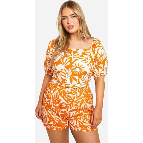 Pantaloncini Plus Size con stampa tropicale - boohoo - Modalova