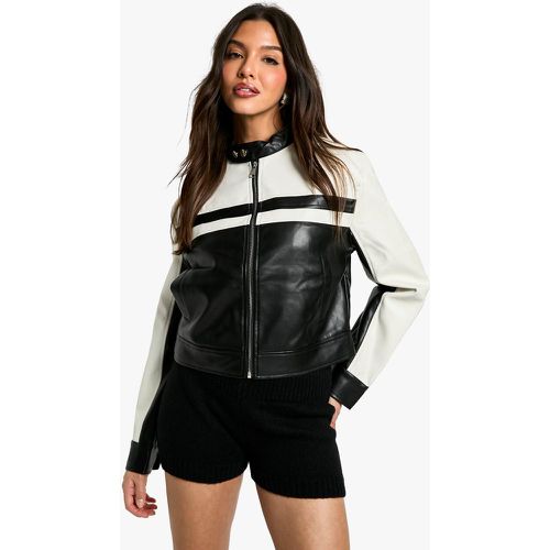 Chaqueta De Cuero Sintético Con Detalle En Contraste - boohoo - Modalova