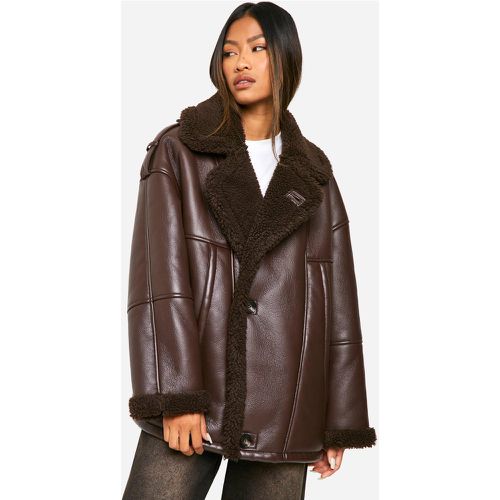 Chaqueta De Aviador Con Ribete De Pelo Sintético - boohoo - Modalova