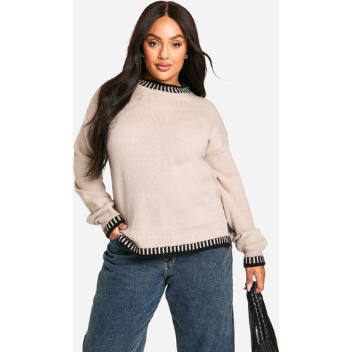 Maglione Plus Size Premium con finiture a contrasto - boohoo - Modalova