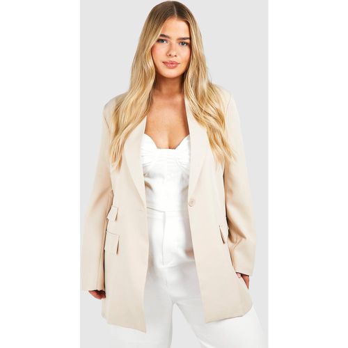 Blazer Plus Size oversize con due tasche e dettagli - boohoo - Modalova