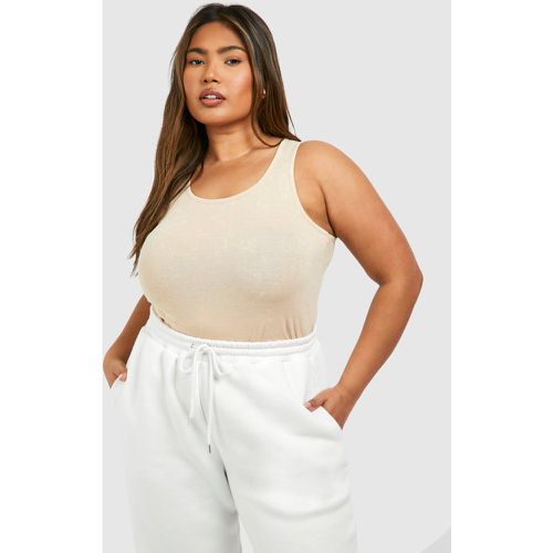 Canotta Plus Size slavata a coste con scollo rotondo - boohoo - Modalova