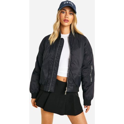 Giacca Bomber in nylon con spalline imbottite - boohoo - Modalova