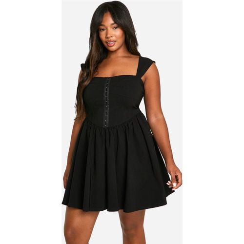 Vestido Plus Mini De Tela Elástica Estilo Corsé De Manga Corta - boohoo - Modalova