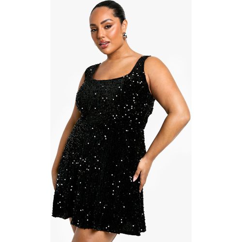 Vestito Skater Plus Size in velluto con paillettes - boohoo - Modalova