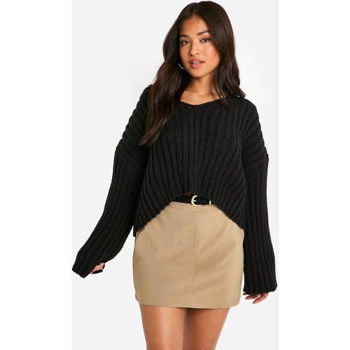 Jersey Petite Crop De Punto Y Canalé Con Escote De Pico - boohoo - Modalova