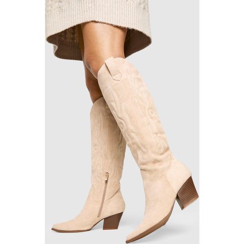 Botas Camperas Estilo Western Bordadas - boohoo - Modalova