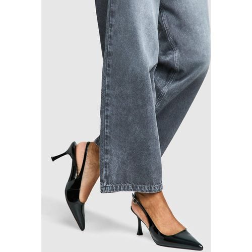 Zapatos De Salón De Charol Con Puntera De Pico Y Talón Descubierto - boohoo - Modalova