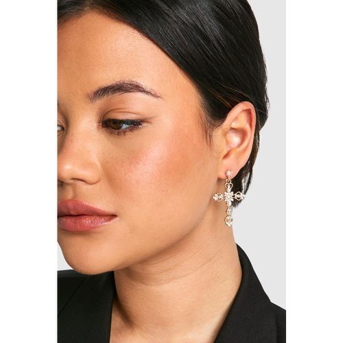 Oversized Diamante Cross Earrings - boohoo - Modalova