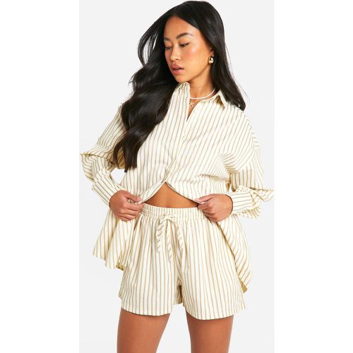 Stripe Short, Blanco - boohoo - Modalova