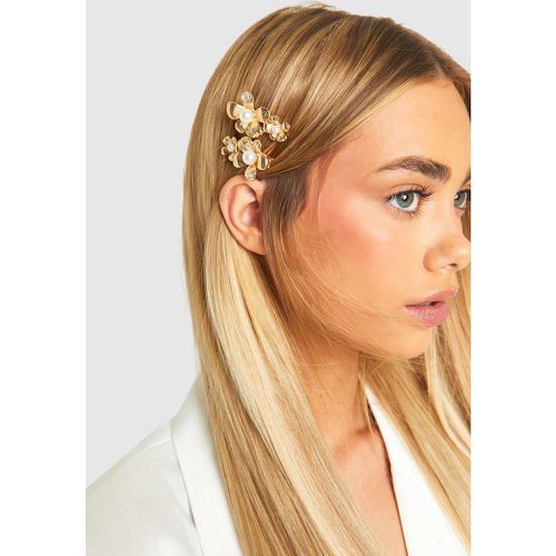 Flower Pearl Detail Hair Clips - boohoo - Modalova